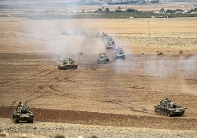 Turquía ataca a milicias kurdas apoyadas por EEUU en el norte de Siria
