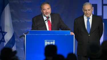 Netanyahu reemplaza a Yaalon por Lieberman como ministro de Defensa

