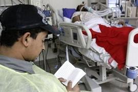 Fuerzas Saud&iacutees Asaltan el Principal Hospital en Manamá
