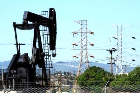 Los Precios del Petr&oacuteleo Aumentan por la Revoluci&oacuten Egipcia

