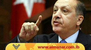 أردوغان يسعى الى اخماد ازمة خطيرة مع الجيش التركي

